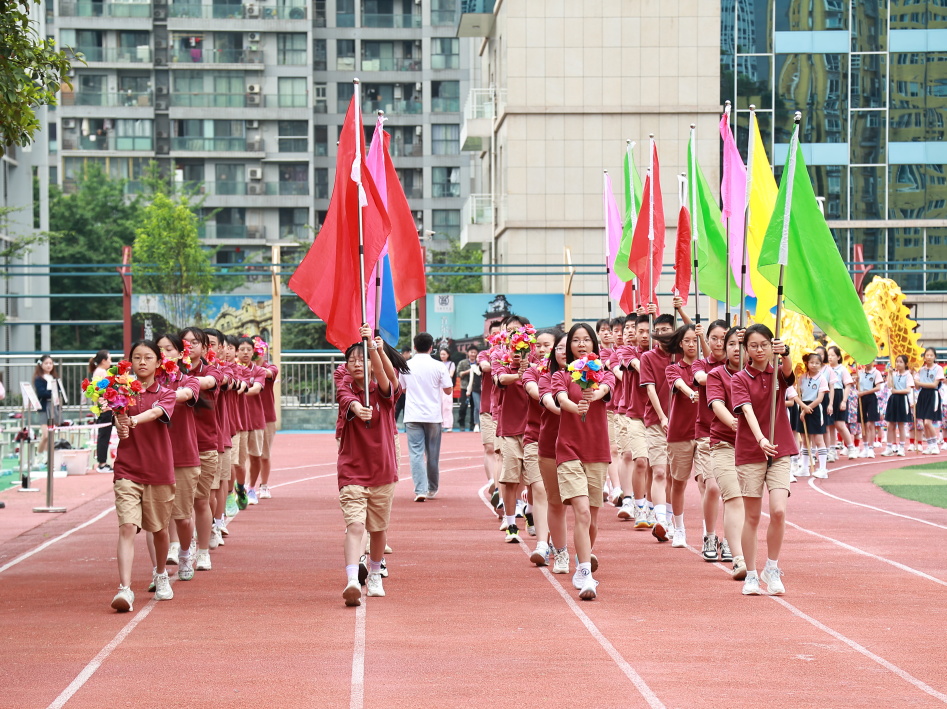 重庆江北知易外国语学校运动会精彩开幕式(图3)